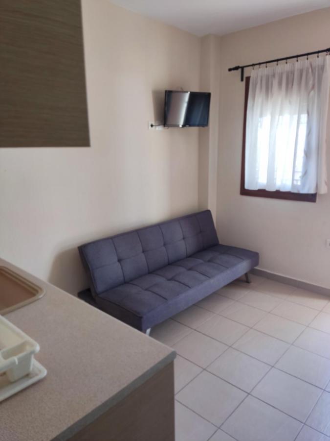 Chrusanthi'S Apartment 尼尔斯吉尼 外观 照片