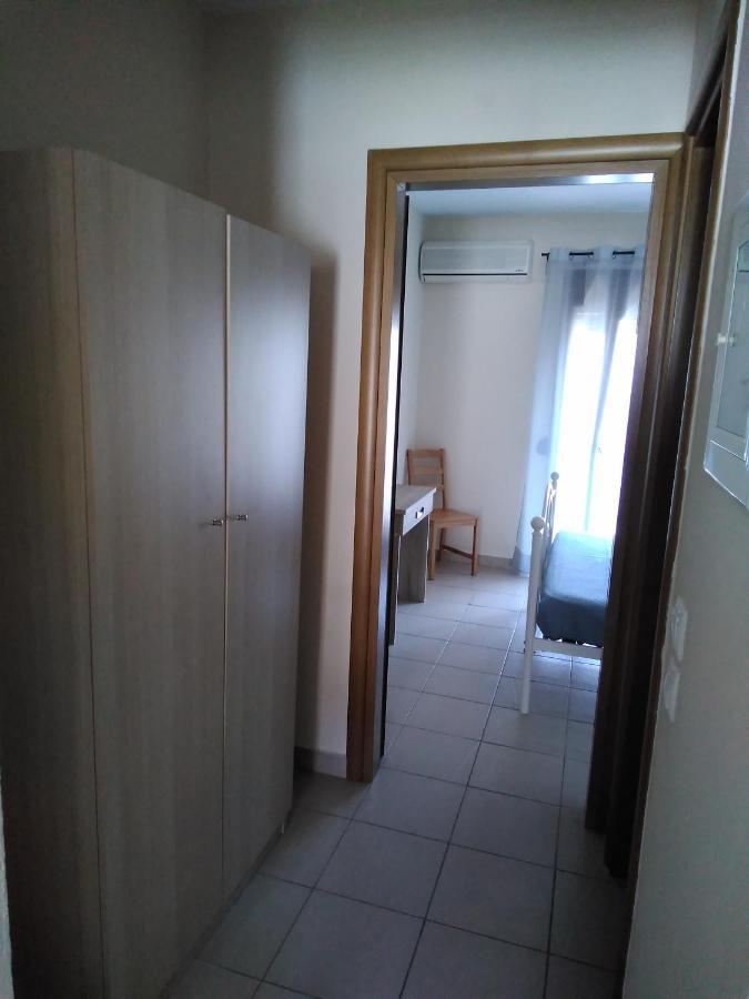 Chrusanthi'S Apartment 尼尔斯吉尼 外观 照片